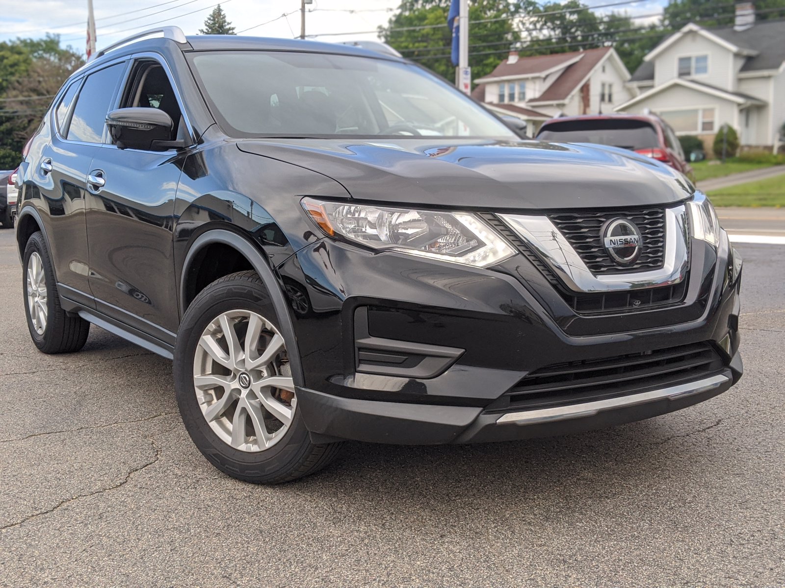 Nissan rogue sv awd